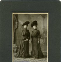 Lizzie Brown & Minnie McCormick